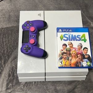 PS4, 1 controller and Sims 4 game.